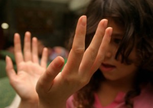 Angkat tangan
